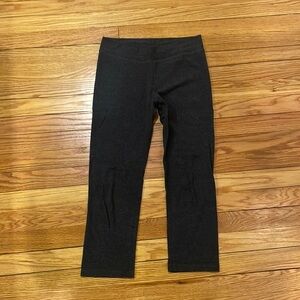 Love Culture Cropped Leggings